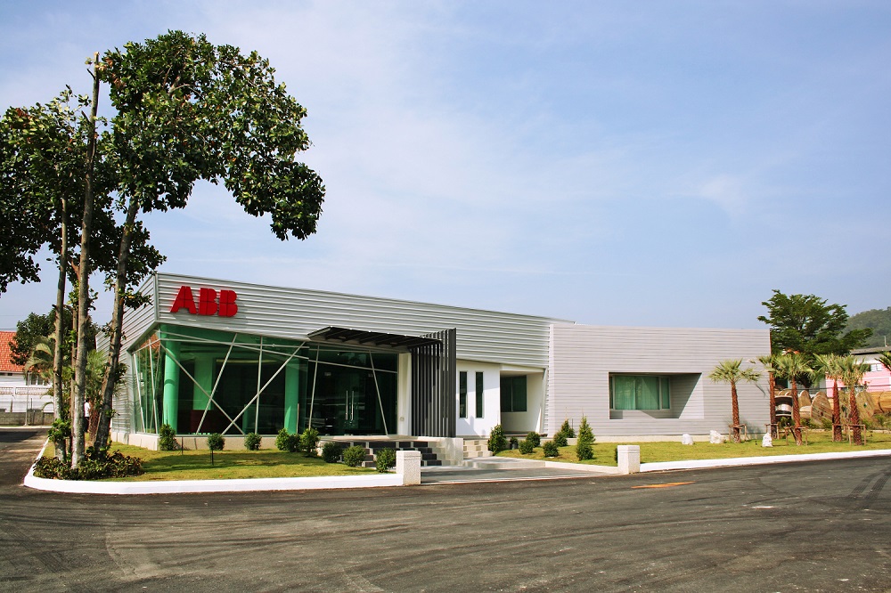 12 Rayong Service Branch small