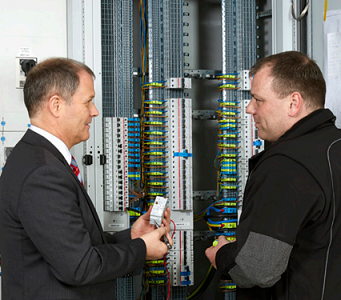 852x749px_referenz-smissline-tp_gebäude