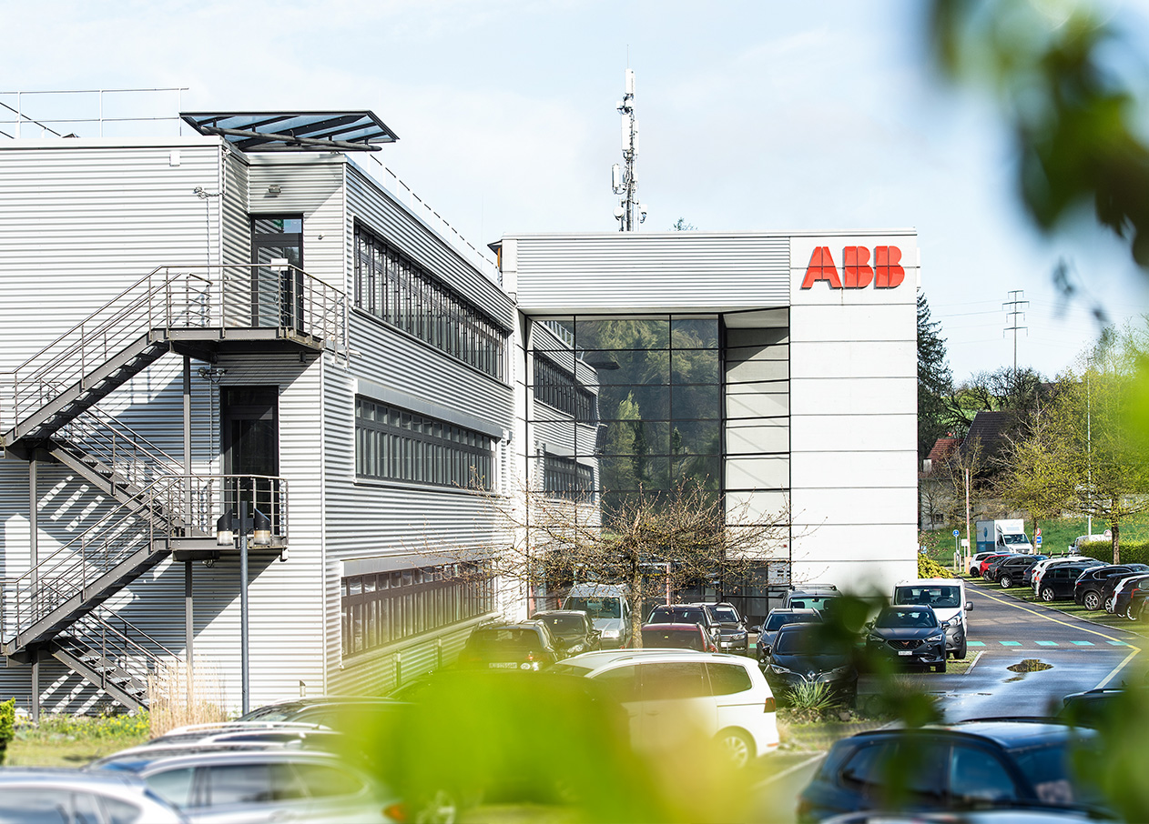 ABB PMA Uster - Web